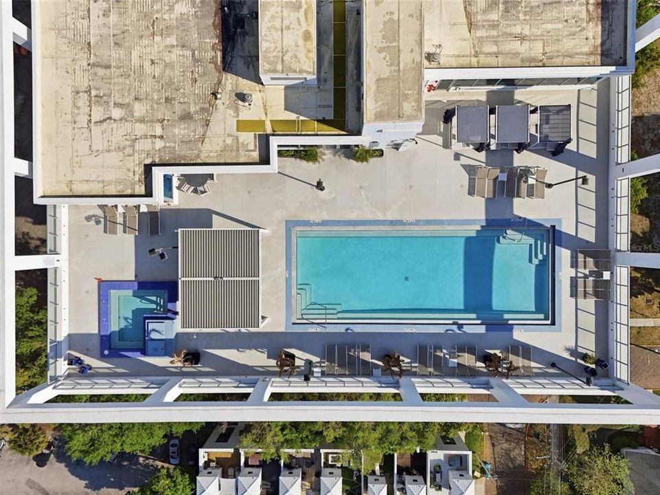 На продажу: $499,999 (2 спален, 2 ванн, 1765 Квадратных фут)