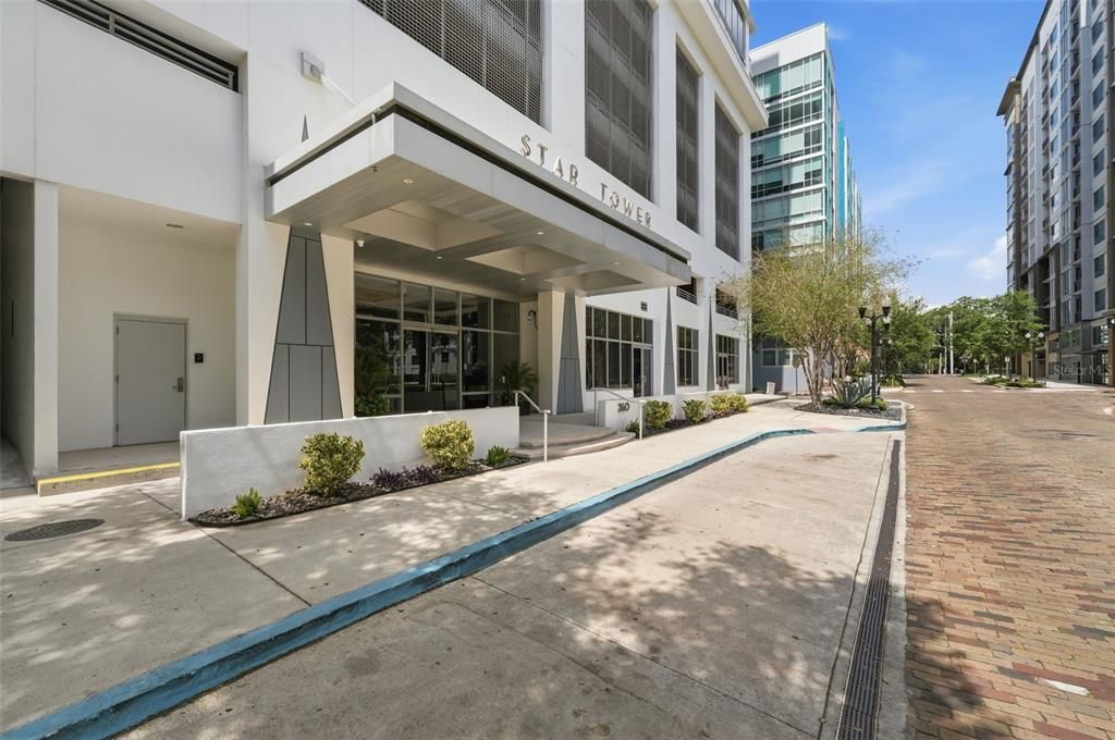 На продажу: $499,999 (2 спален, 2 ванн, 1765 Квадратных фут)