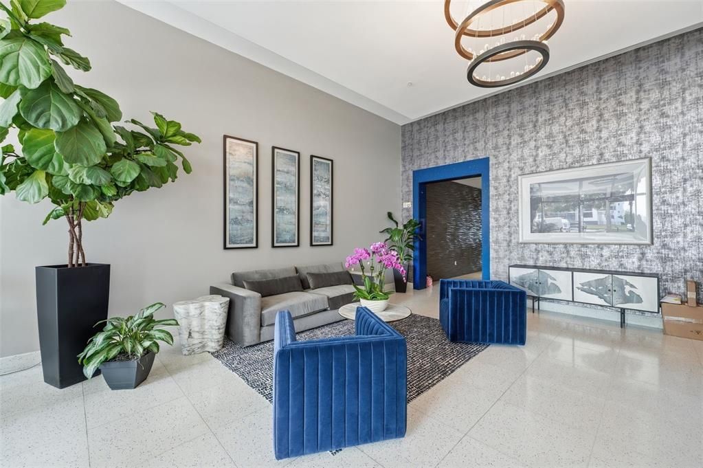 На продажу: $499,999 (2 спален, 2 ванн, 1765 Квадратных фут)
