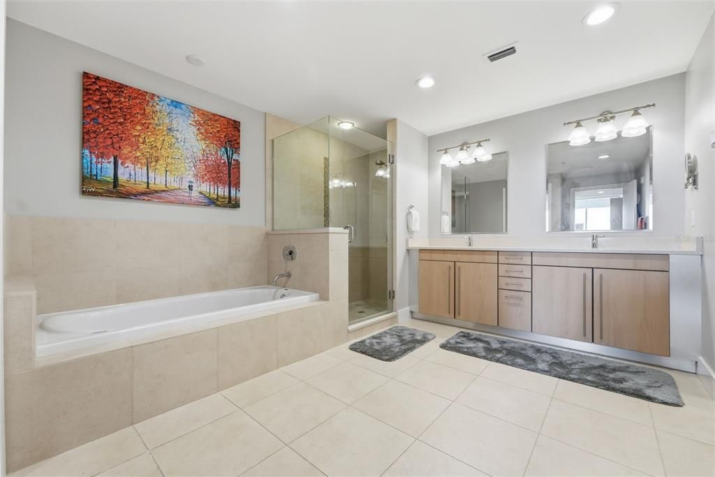 На продажу: $499,999 (2 спален, 2 ванн, 1765 Квадратных фут)