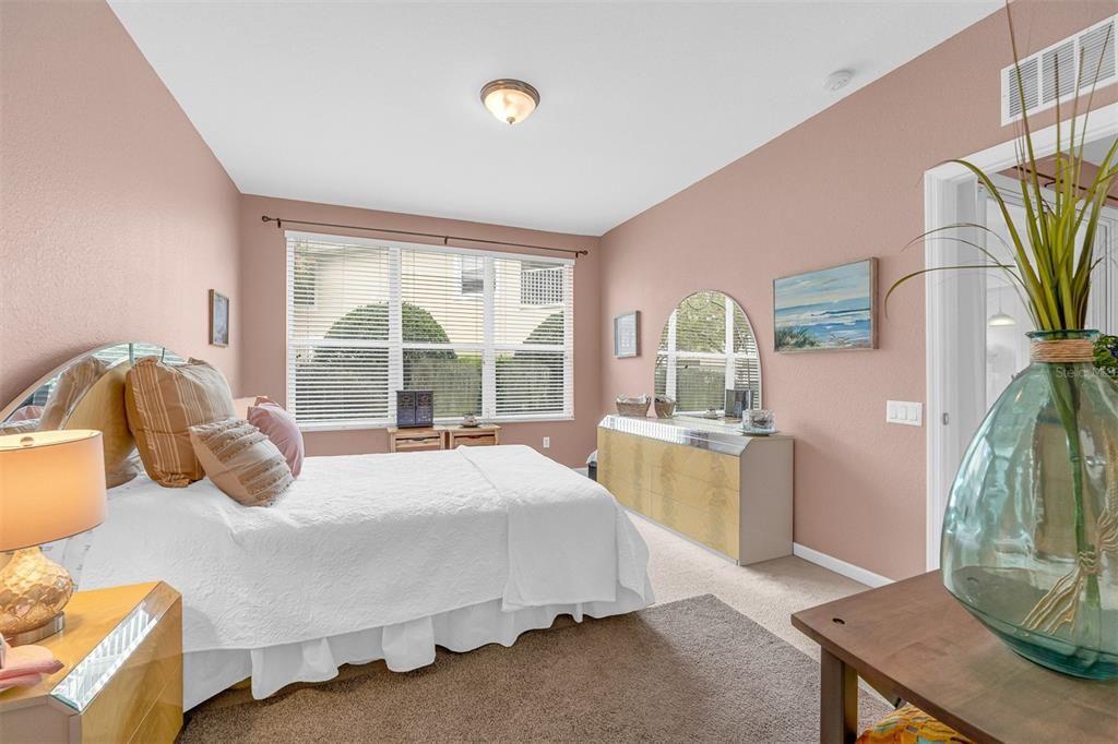 For Sale: $264,900 (3 beds, 2 baths, 1408 Square Feet)