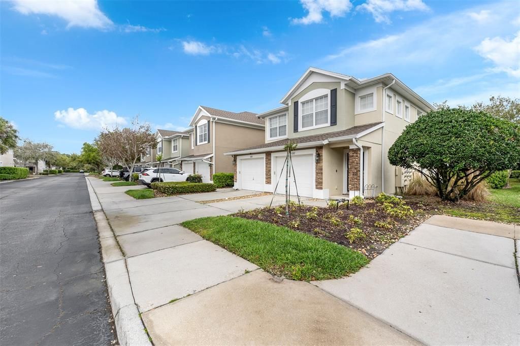 For Sale: $264,900 (3 beds, 2 baths, 1408 Square Feet)