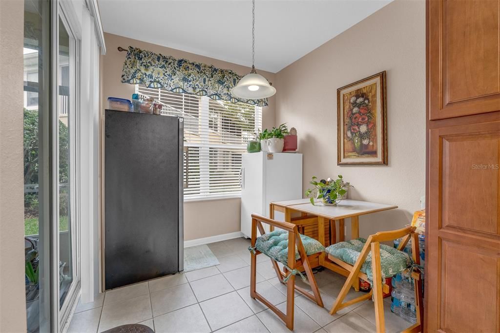 For Sale: $264,900 (3 beds, 2 baths, 1408 Square Feet)