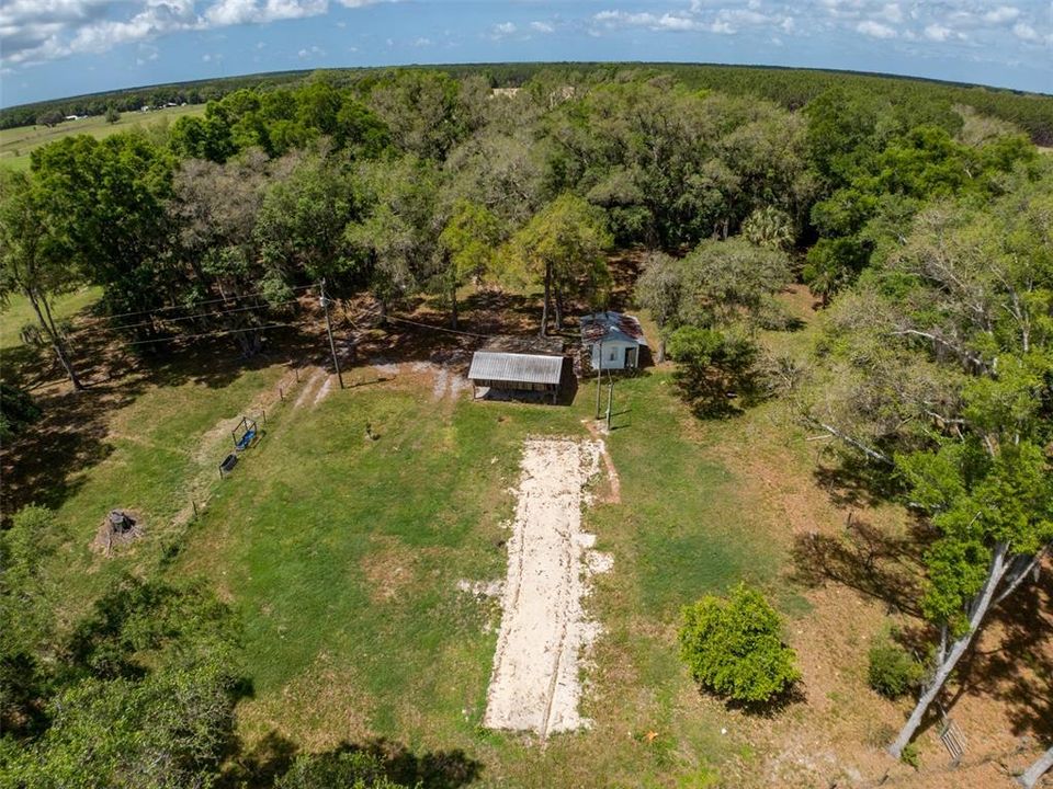 На продажу: $255,000 (10.05 acres)