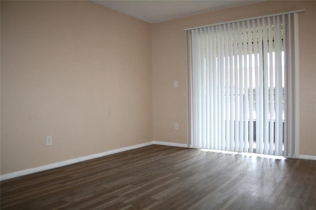 En Venta: $119,000 (2 camas, 2 baños, 922 Pies cuadrados)