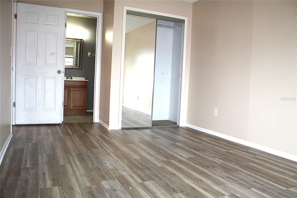 En Venta: $119,000 (2 camas, 2 baños, 922 Pies cuadrados)