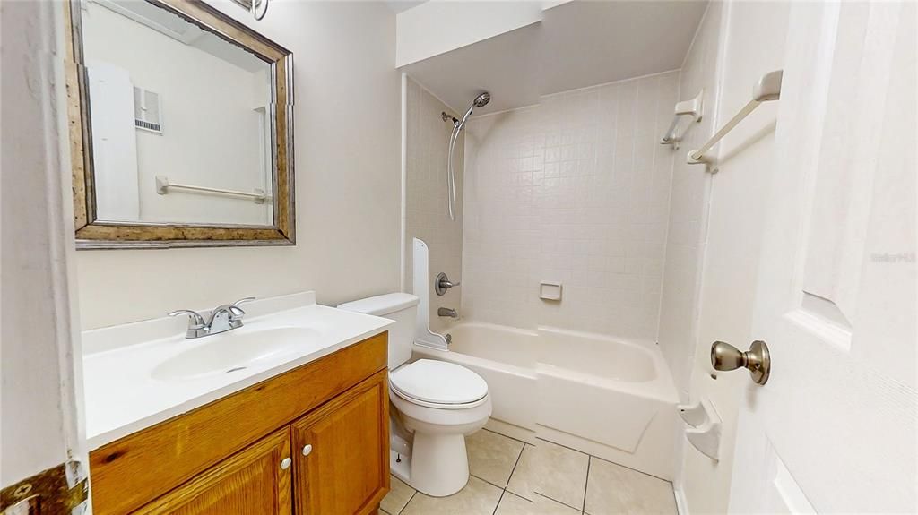 En Venta: $119,000 (2 camas, 2 baños, 922 Pies cuadrados)