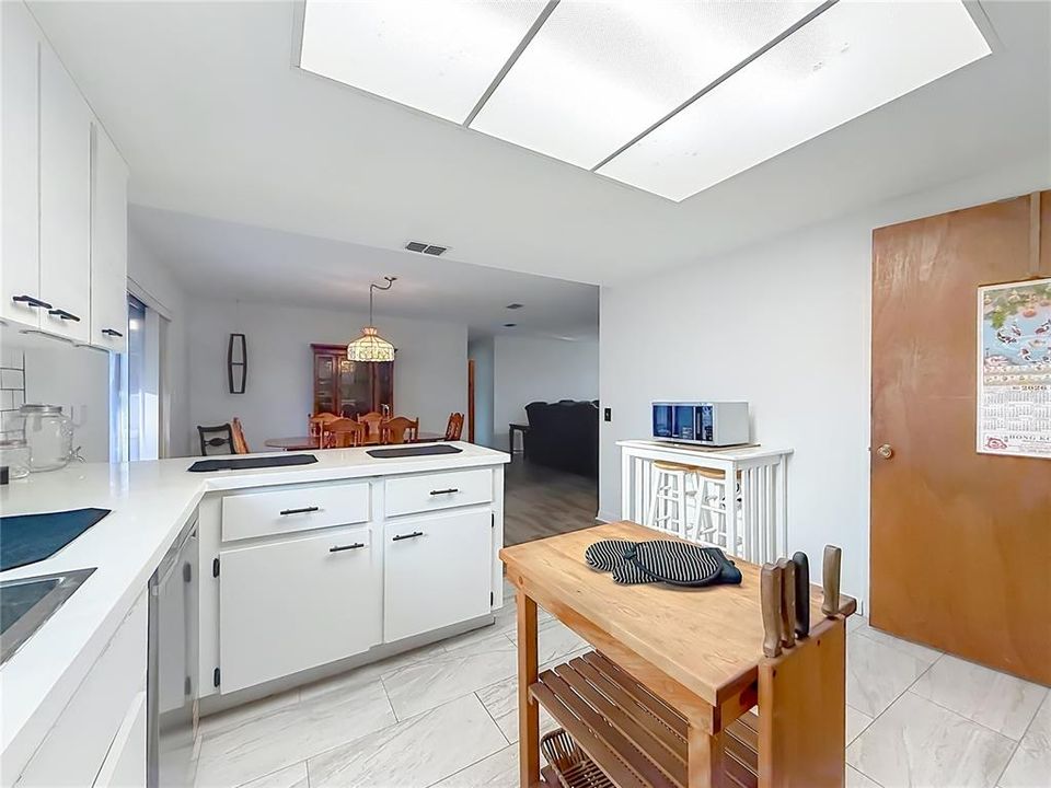 En Venta: $314,900 (3 camas, 2 baños, 1592 Pies cuadrados)