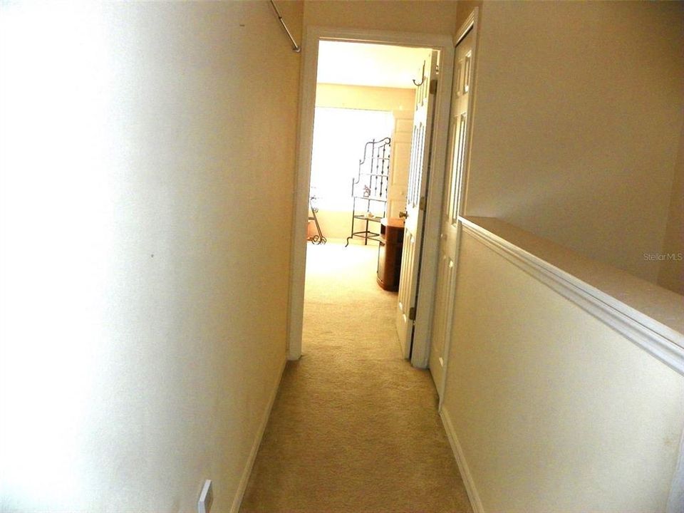 Под контрактом: $215,000 (2 спален, 2 ванн, 1080 Квадратных фут)