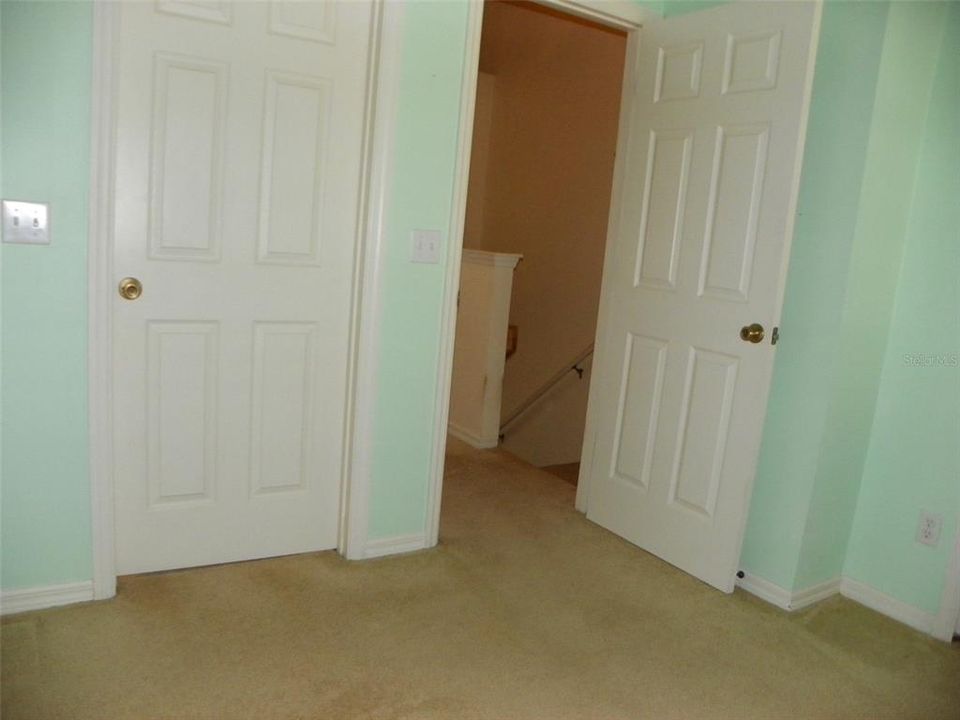 Под контрактом: $215,000 (2 спален, 2 ванн, 1080 Квадратных фут)