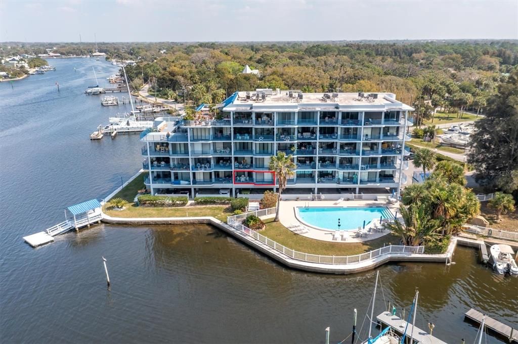 For Sale: $285,000 (2 beds, 2 baths, 1098 Square Feet)