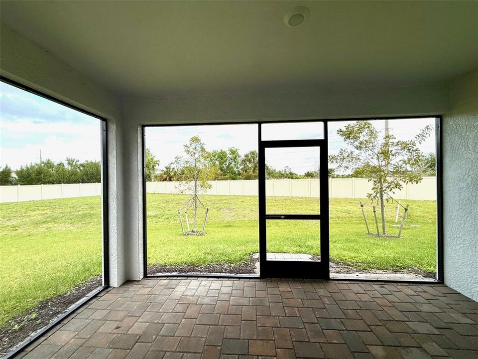 В аренду: $2,200 (2 спален, 2 ванн, 1506 Квадратных фут)