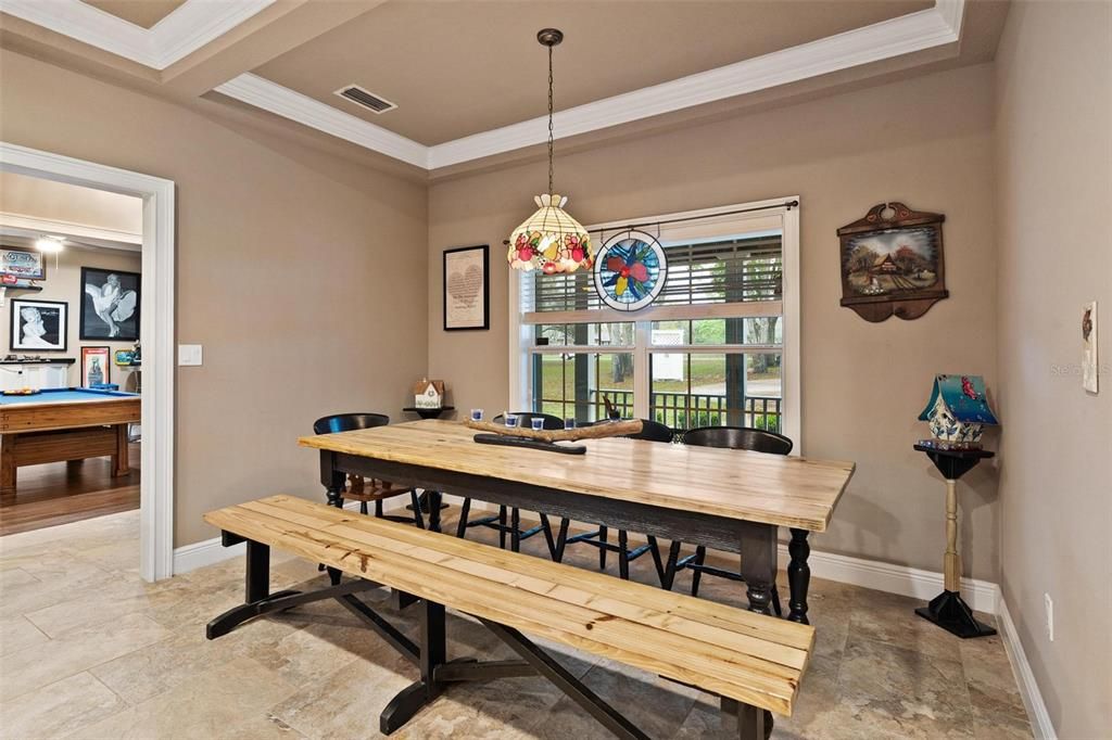 For Sale: $995,000 (3 beds, 2 baths, 3104 Square Feet)