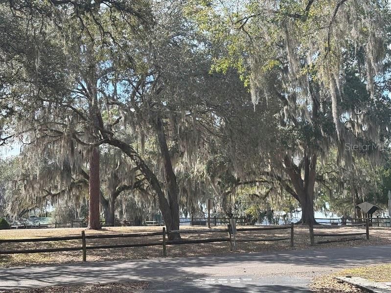 待售: $69,500 (0.09 acres)