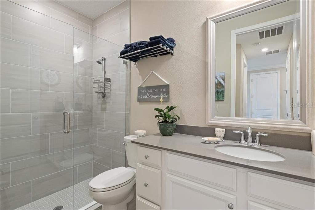 For Sale: $374,900 (2 beds, 2 baths, 1543 Square Feet)