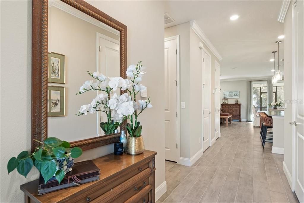 For Sale: $374,900 (2 beds, 2 baths, 1543 Square Feet)