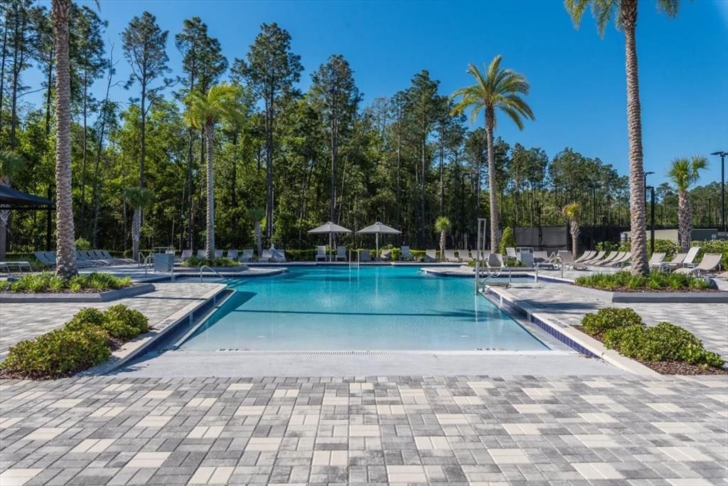For Sale: $374,900 (2 beds, 2 baths, 1543 Square Feet)
