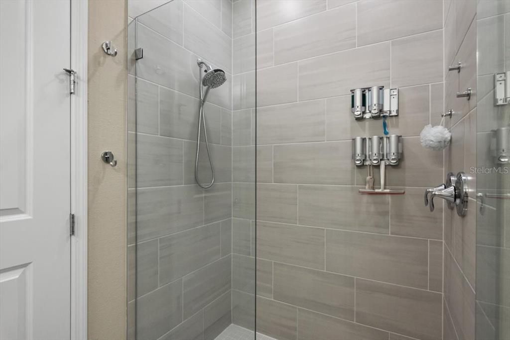 For Sale: $374,900 (2 beds, 2 baths, 1543 Square Feet)