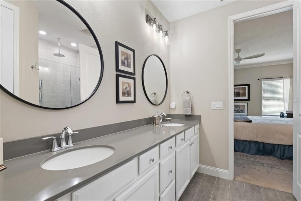 For Sale: $374,900 (2 beds, 2 baths, 1543 Square Feet)