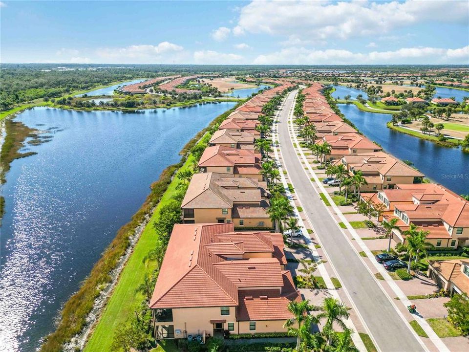 В аренду: $3,500 (3 спален, 2 ванн, 2284 Квадратных фут)