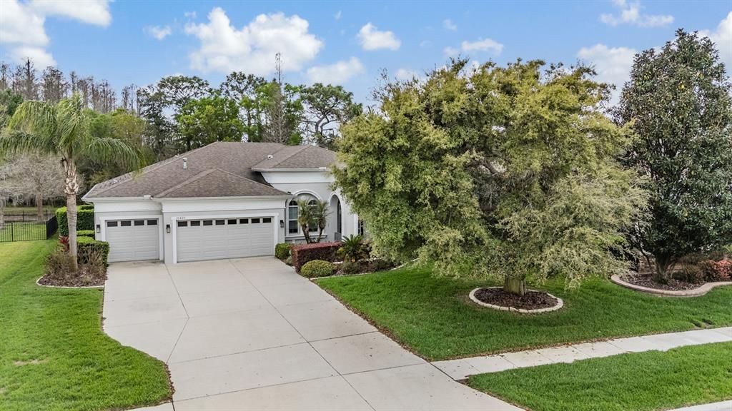 Active With Contract: $649,900 (4 beds, 3 baths, 2837 Square Feet)