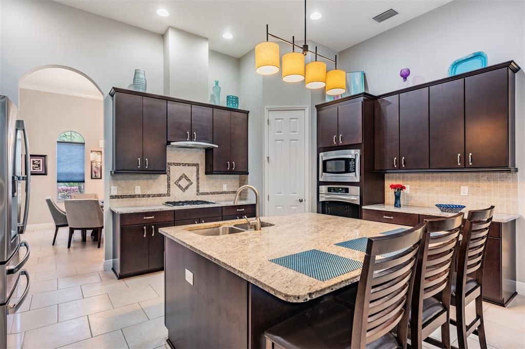 Active With Contract: $649,900 (4 beds, 3 baths, 2837 Square Feet)