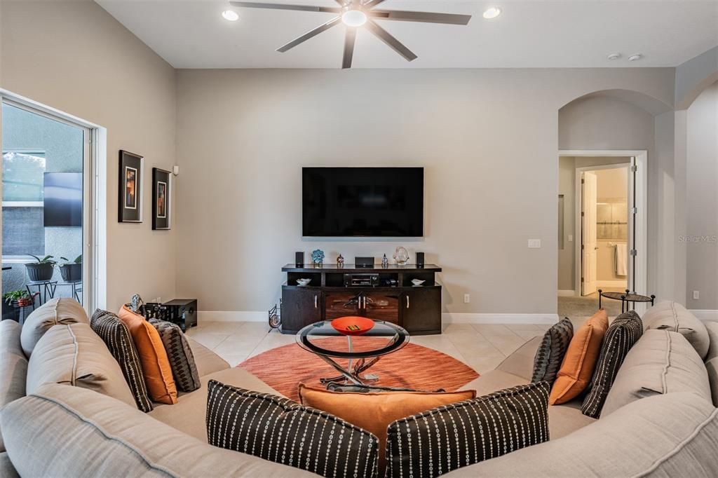 Active With Contract: $649,900 (4 beds, 3 baths, 2837 Square Feet)