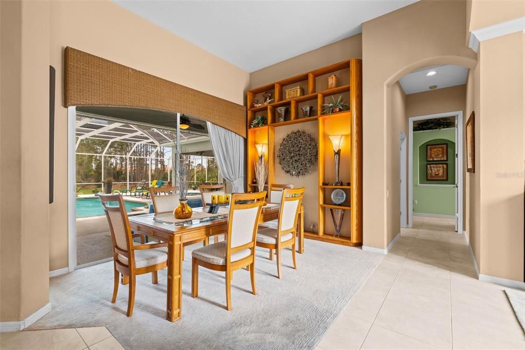 Activo con contrato: $1,200,000 (4 camas, 3 baños, 4079 Pies cuadrados)
