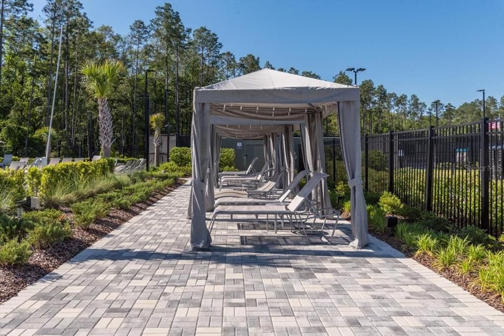 For Sale: $418,900 (2 beds, 2 baths, 1710 Square Feet)