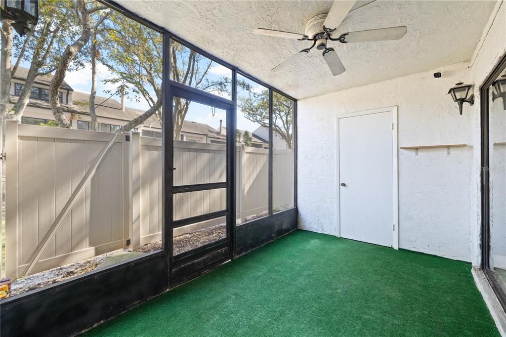 Activo con contrato: $137,900 (2 camas, 2 baños, 1191 Pies cuadrados)