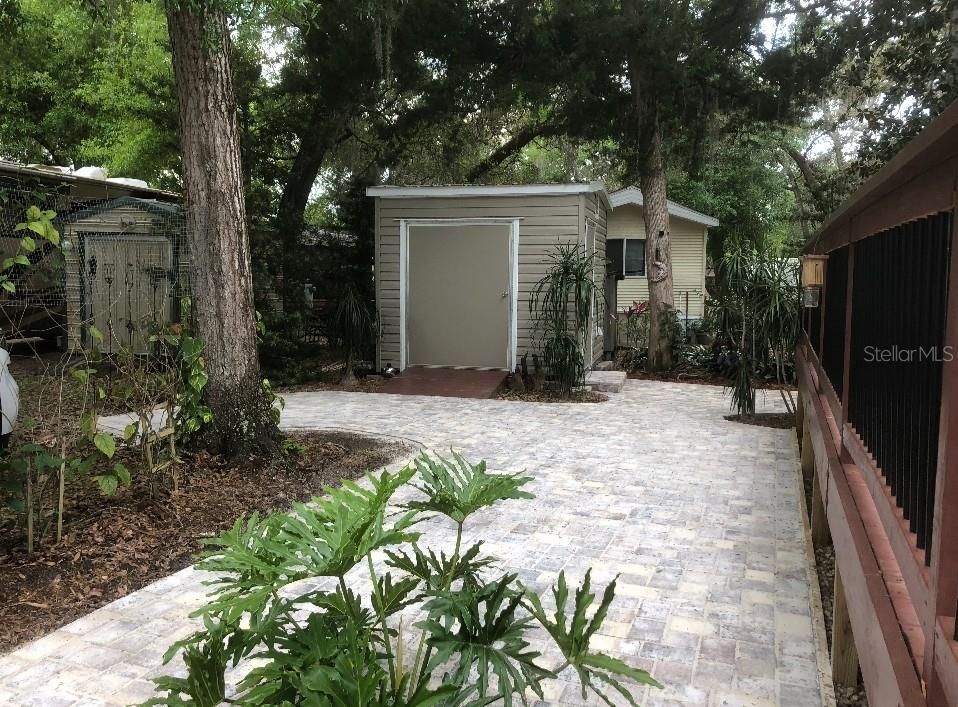For Sale: $133,000 (1 beds, 1 baths, 518 Square Feet)