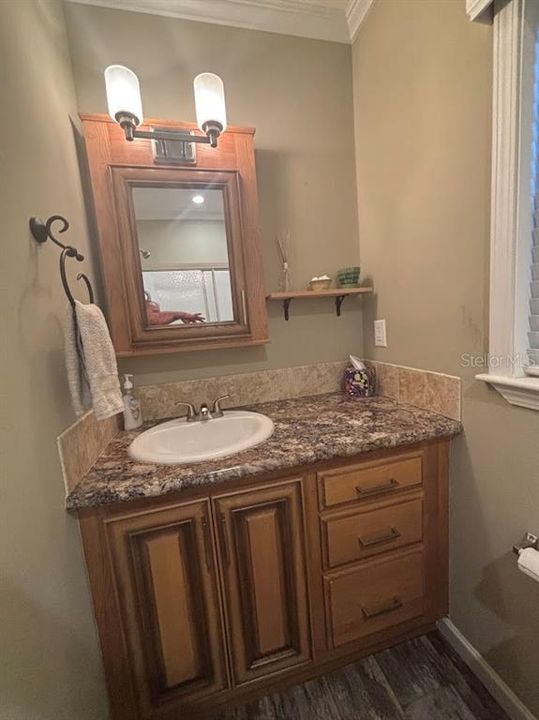For Sale: $133,000 (1 beds, 1 baths, 518 Square Feet)