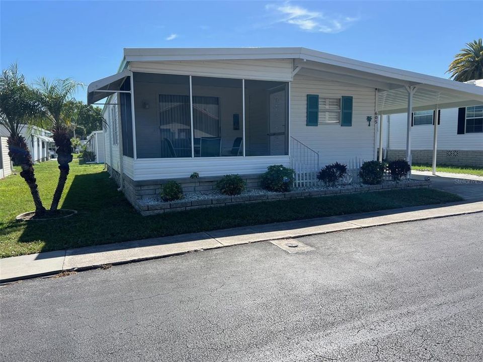 Active With Contract: $78,000 (2 beds, 2 baths, 912 Square Feet)