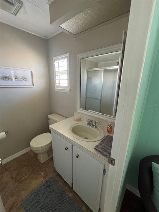 Active With Contract: $78,000 (2 beds, 2 baths, 912 Square Feet)