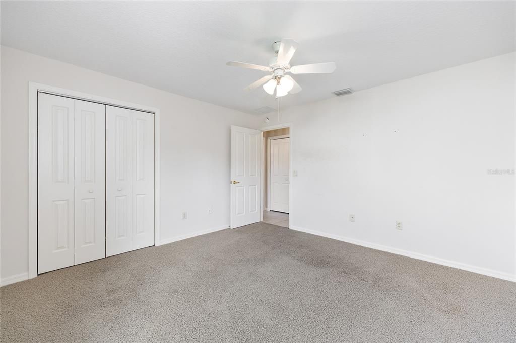 Active With Contract: $399,999 (3 beds, 2 baths, 2088 Square Feet)