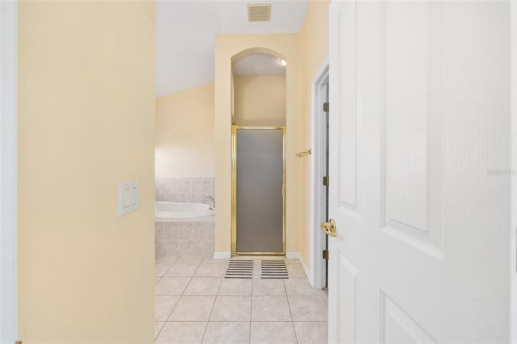 Active With Contract: $399,999 (3 beds, 2 baths, 2088 Square Feet)