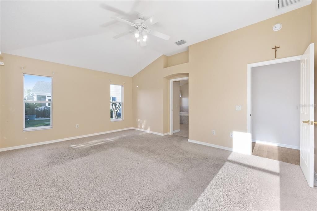 Active With Contract: $399,999 (3 beds, 2 baths, 2088 Square Feet)