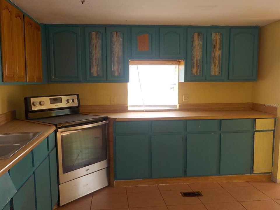 На продажу: $179,000 (3 спален, 2 ванн, 1344 Квадратных фут)