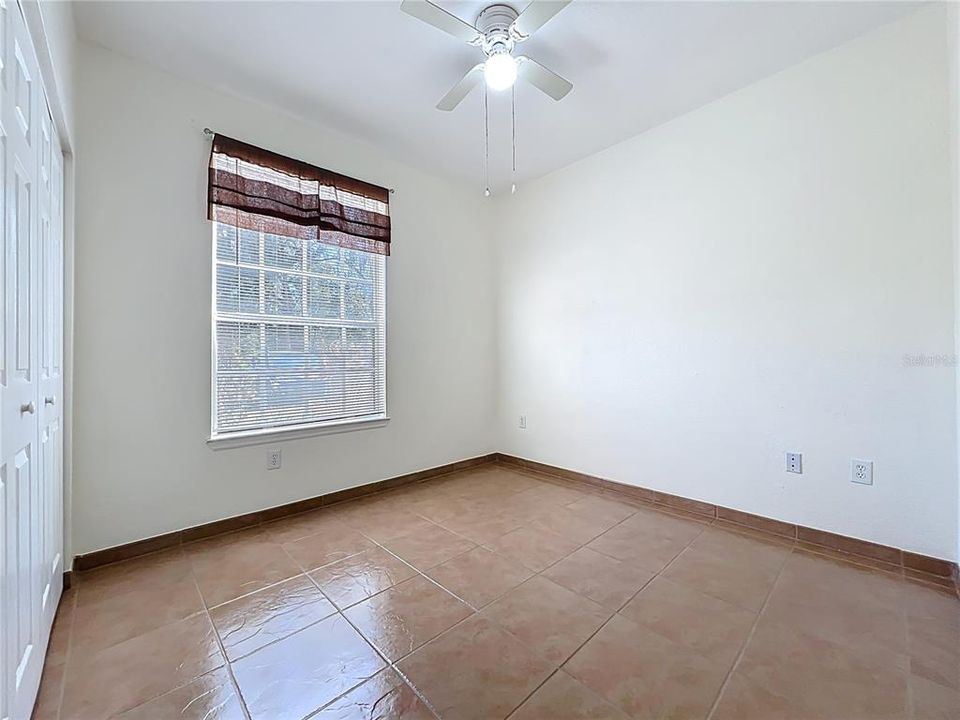 Active With Contract: $225,000 (3 beds, 2 baths, 1282 Square Feet)