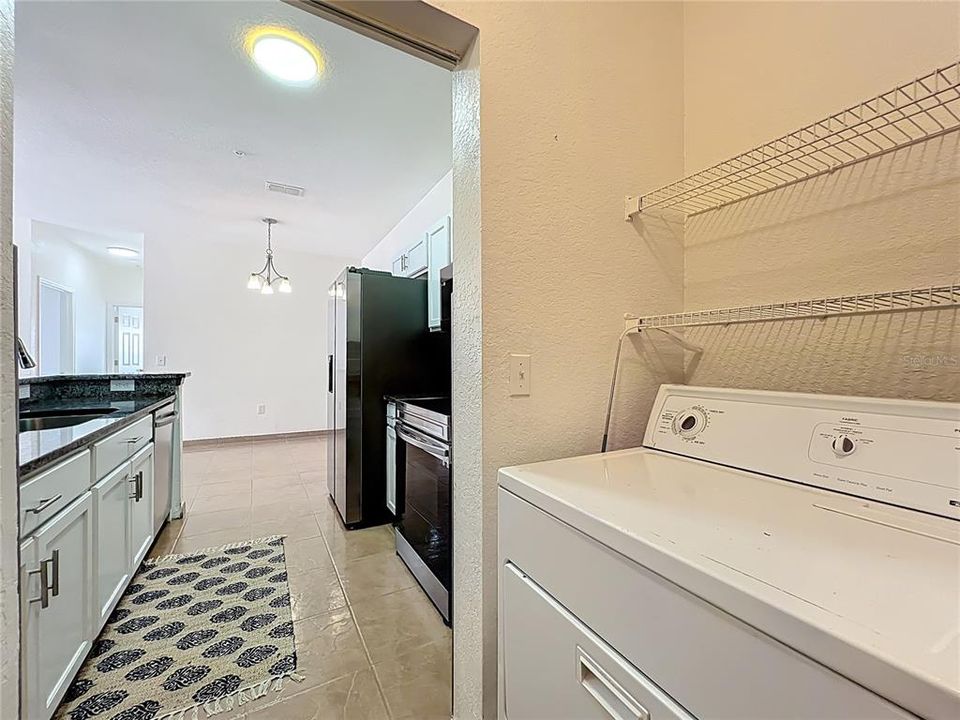 Active With Contract: $225,000 (3 beds, 2 baths, 1282 Square Feet)