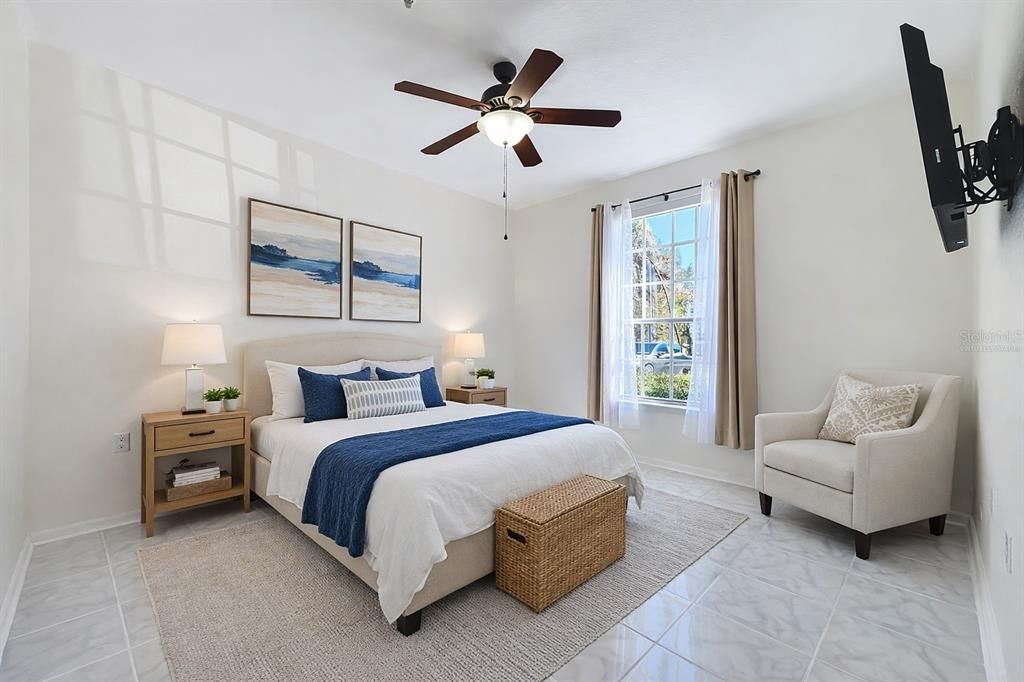 Active With Contract: $225,000 (3 beds, 2 baths, 1282 Square Feet)