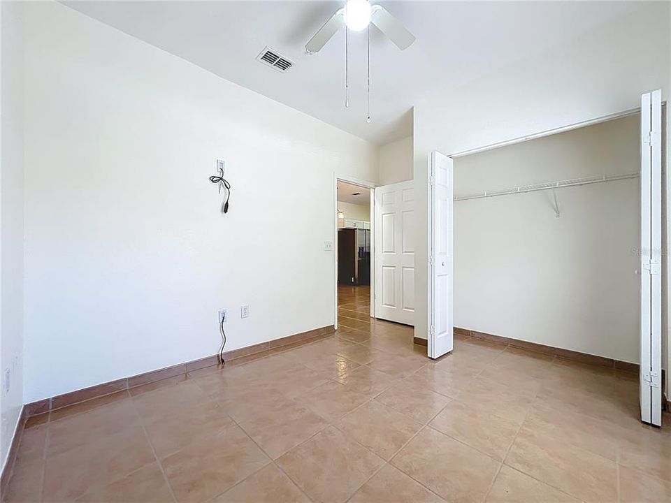 Active With Contract: $225,000 (3 beds, 2 baths, 1282 Square Feet)