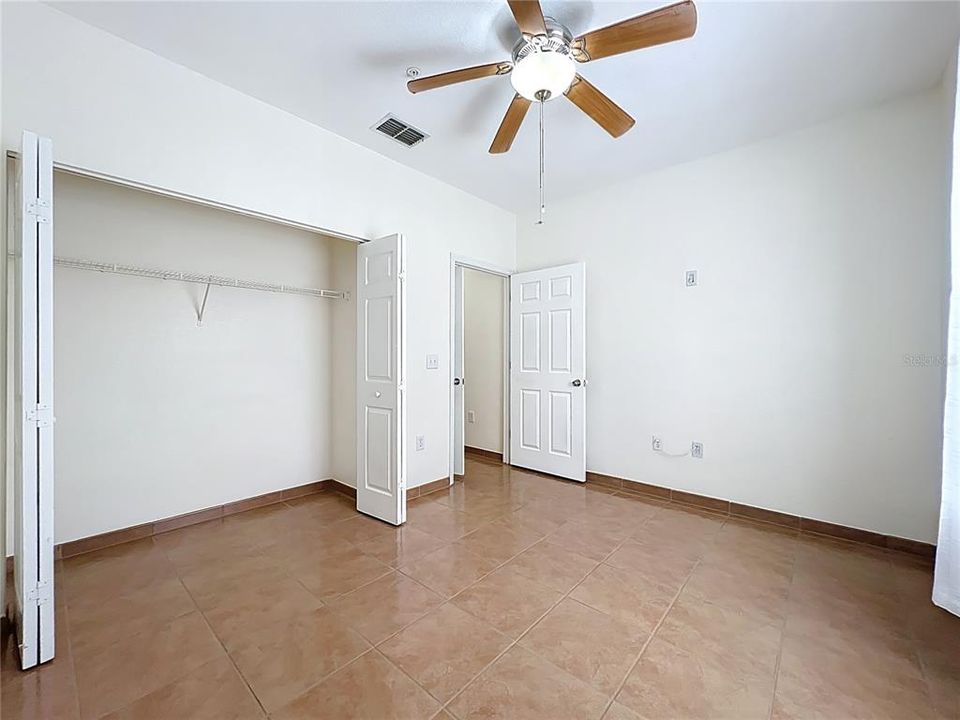 Active With Contract: $225,000 (3 beds, 2 baths, 1282 Square Feet)