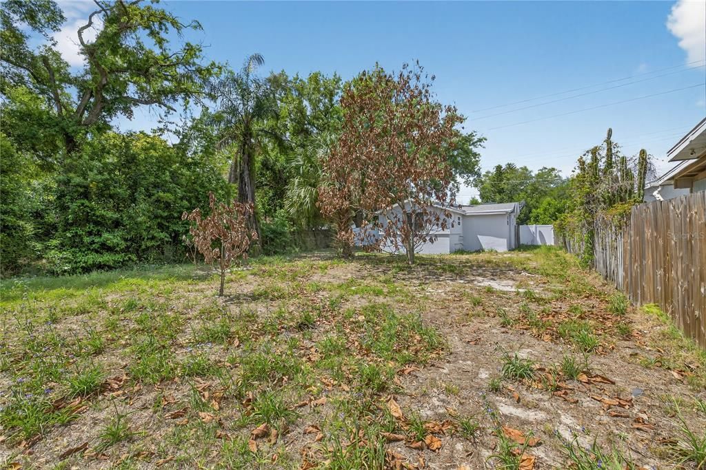 Activo con contrato: $269,000 (3 camas, 2 baños, 918 Pies cuadrados)