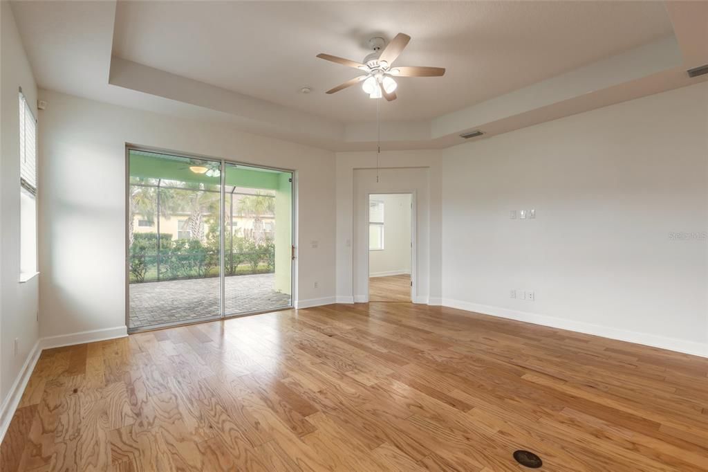 Active With Contract: $445,000 (2 beds, 2 baths, 1608 Square Feet)