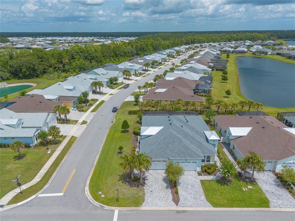 Active With Contract: $445,000 (2 beds, 2 baths, 1608 Square Feet)
