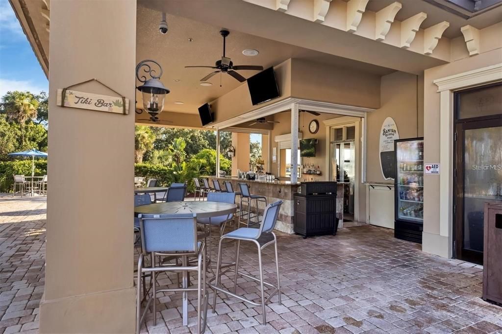 For Rent: $2,100 (2 beds, 2 baths, 1121 Square Feet)