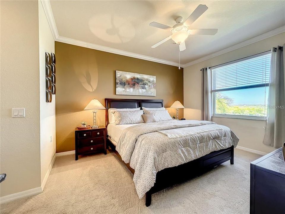 For Rent: $2,100 (2 beds, 2 baths, 1121 Square Feet)