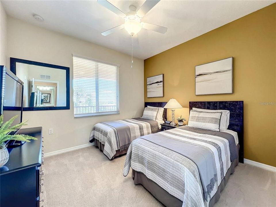 For Rent: $2,100 (2 beds, 2 baths, 1121 Square Feet)