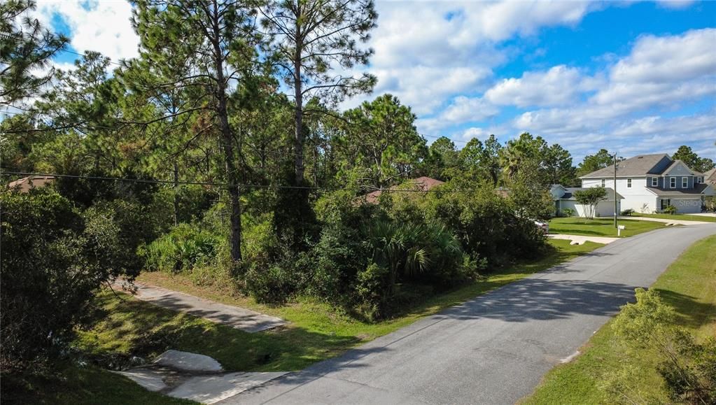 Activo con contrato: $79,900 (0.26 acres)